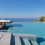 Folegandros Apartments Ξενοδοχείο 2*