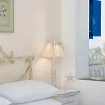 Folegandros Apartments Hotel 2*