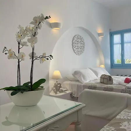 Folegandros Apartments 2*