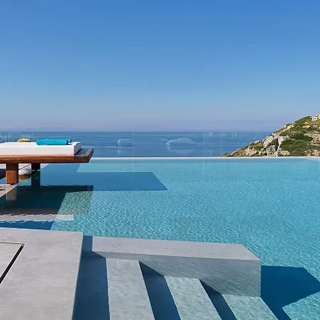 Folegandros Apartments ホテル 2*