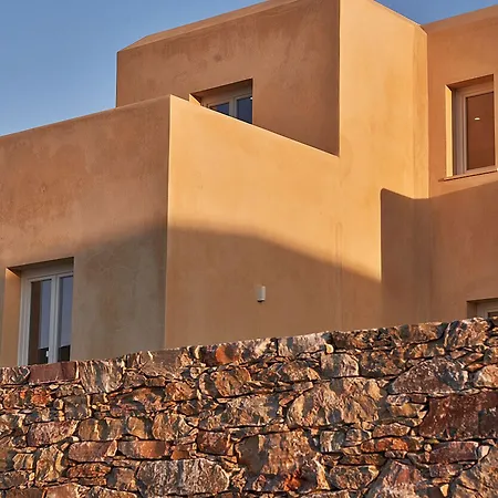 Folegandros Apartments 2*