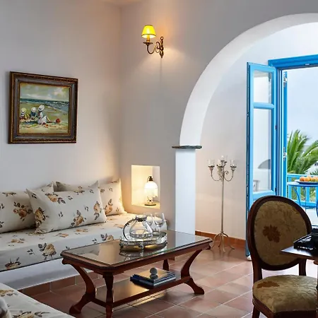Folegandros Apartments Hotel 2*