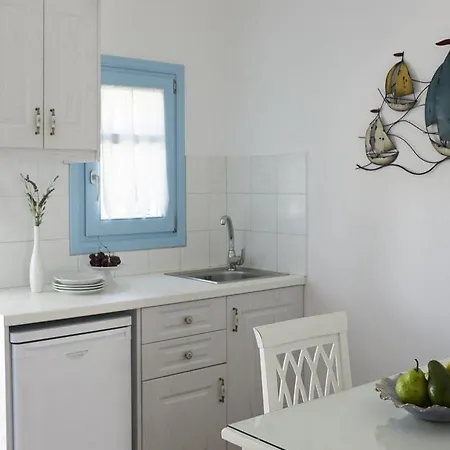 Hotel Folegandros Apartments 2*