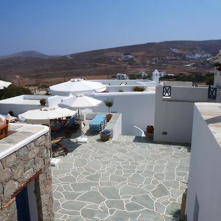 Folegandros Apartments