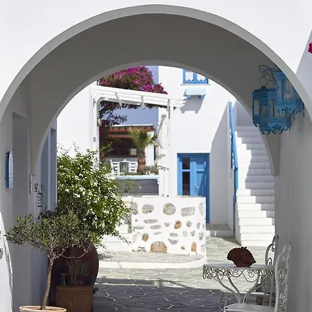 فندق Folegandros Apartments 2*