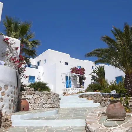 Отель Folegandros Apartments 2*