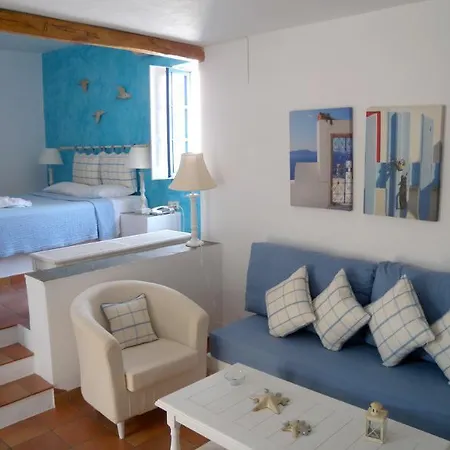 Hotel Folegandros Apartments 2*