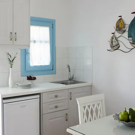 Hotel Folegandros Apartments 2*