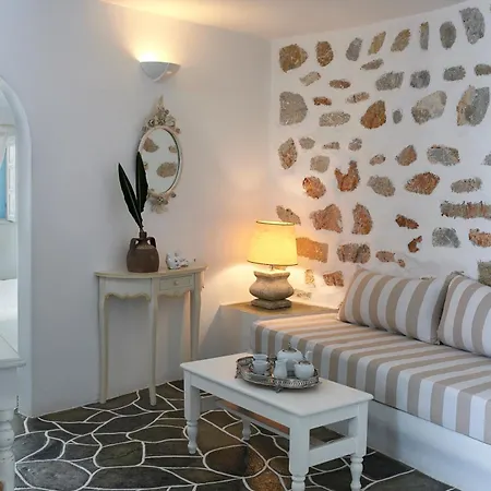 ホテル Folegandros Apartments